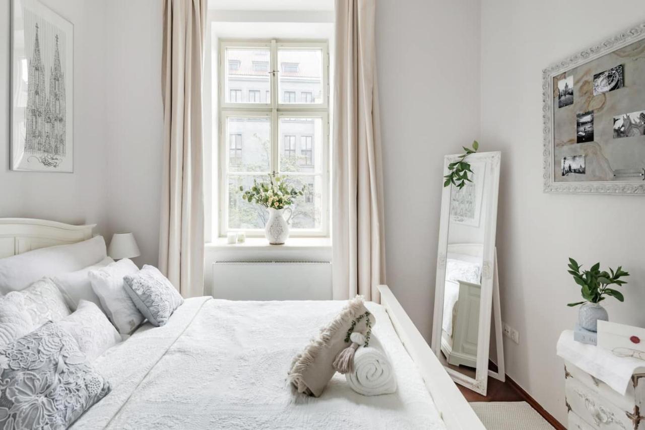 Old Town Square Apartment 프라하 외부 사진